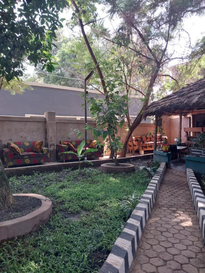 Green Garden Guest House Arusha Esterno foto