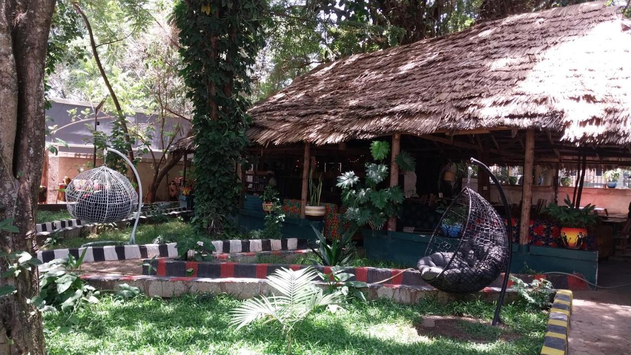 Green Garden Guest House Arusha Esterno foto