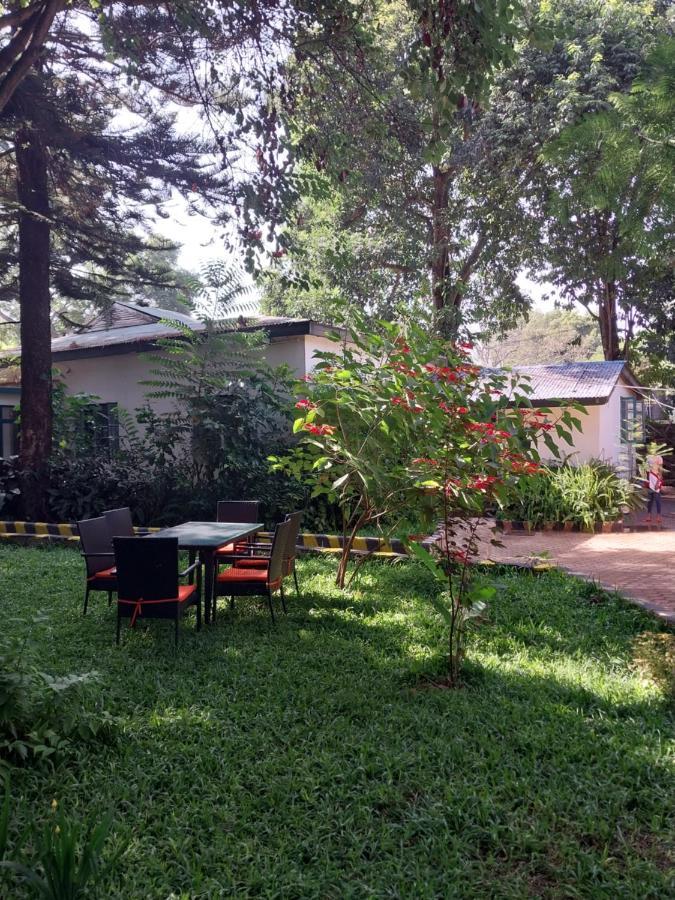 Green Garden Guest House Arusha Esterno foto